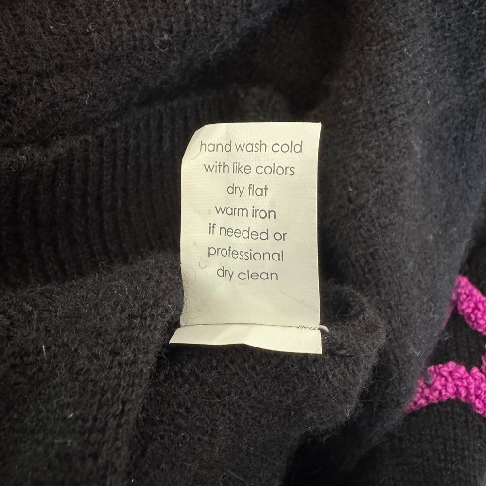 27 Miles Malibu Black Sweater with Vibrant Star Details - Picture 12 of 12